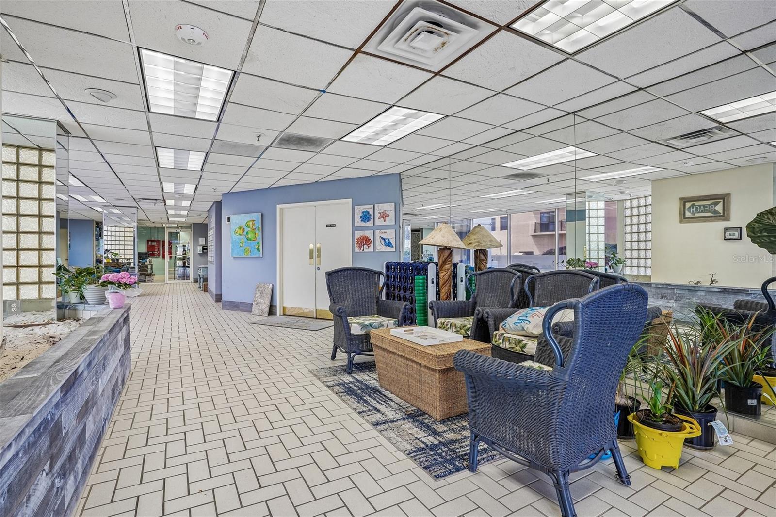SAND DOLLAR CONDO - Residential