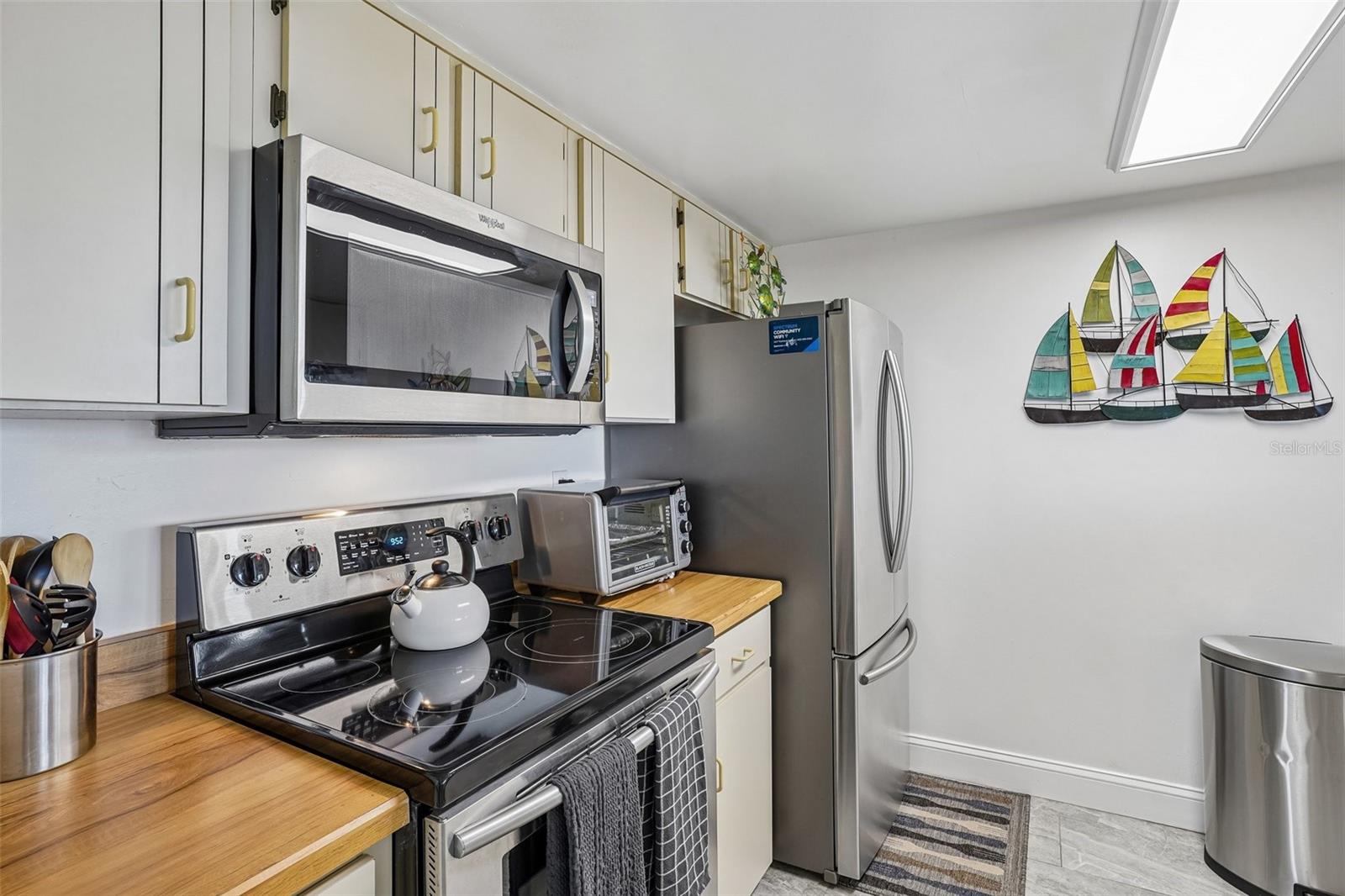 SAND DOLLAR CONDO - Residential