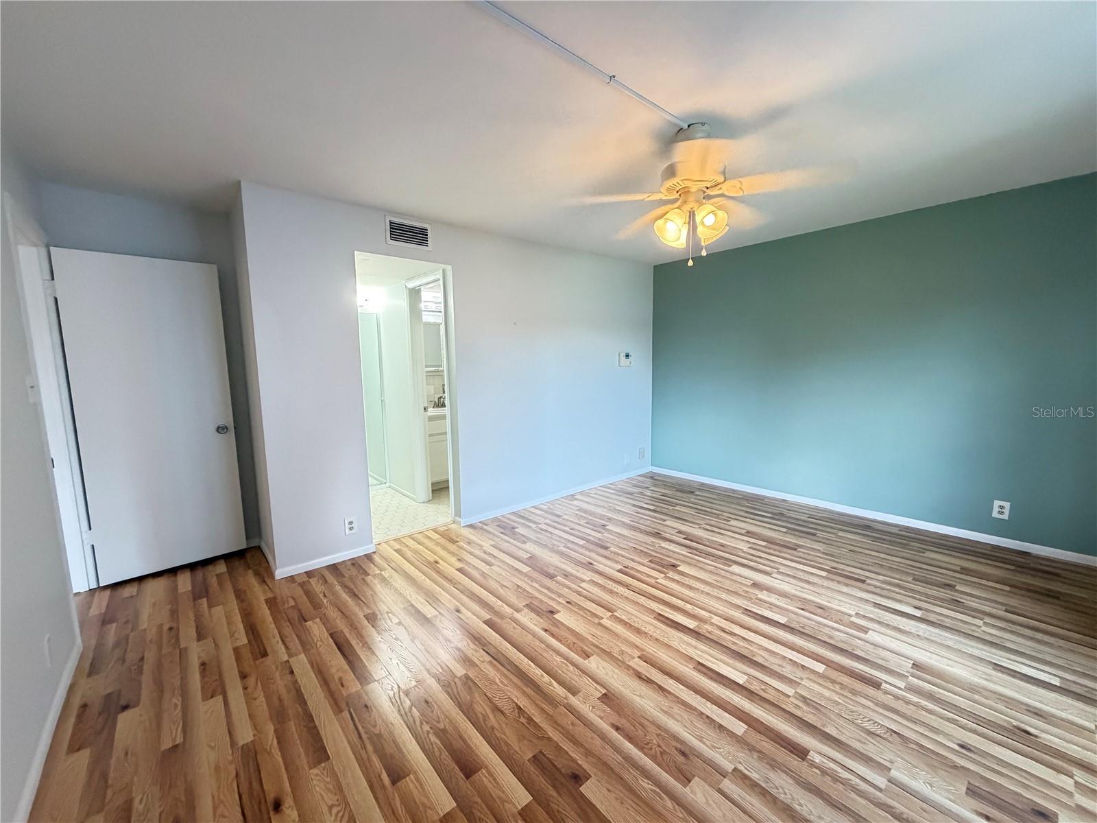 IMPERIAL HARBOURS PH 01 - Residential