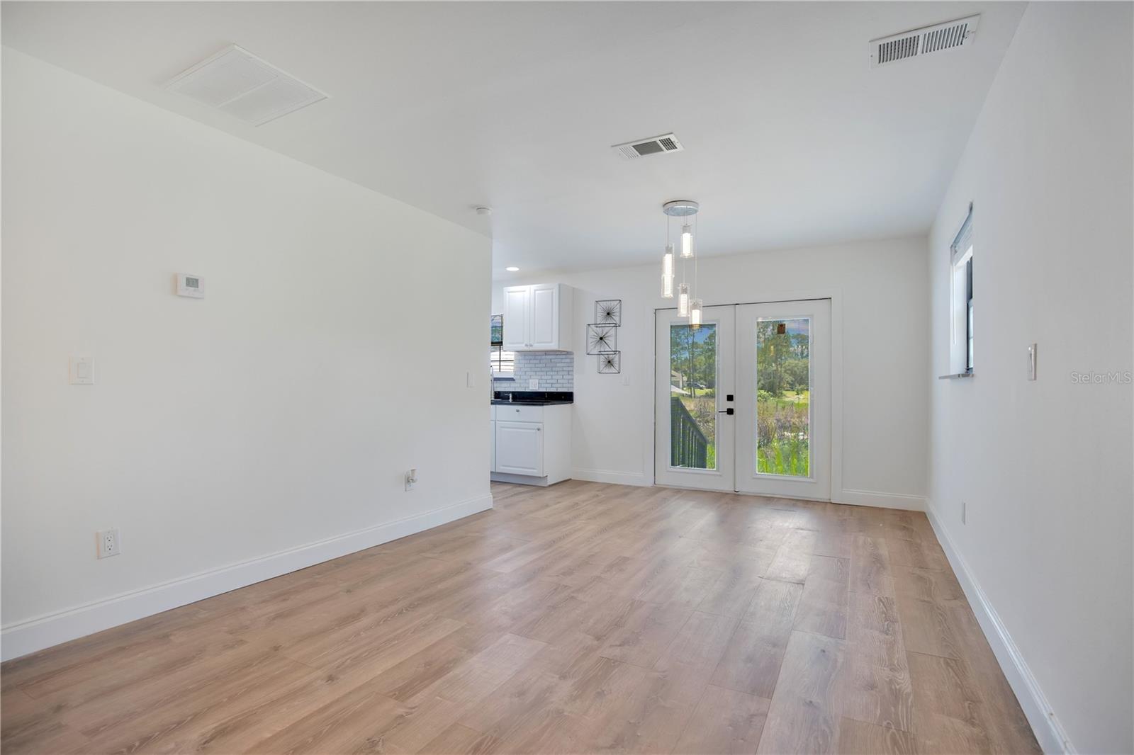 ROYAL TRAILS UNIT 01 - Residential