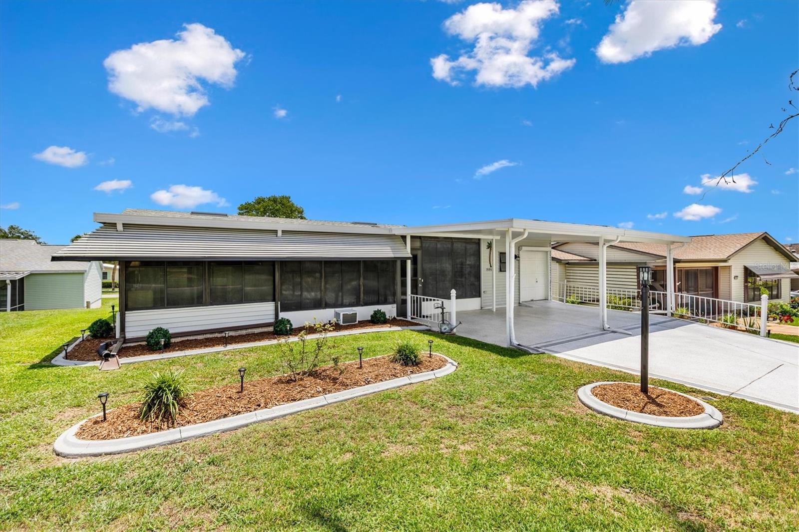 LADY LAKE ORANGE BLOSSOM GARDENS UNIT 10 - Residential
