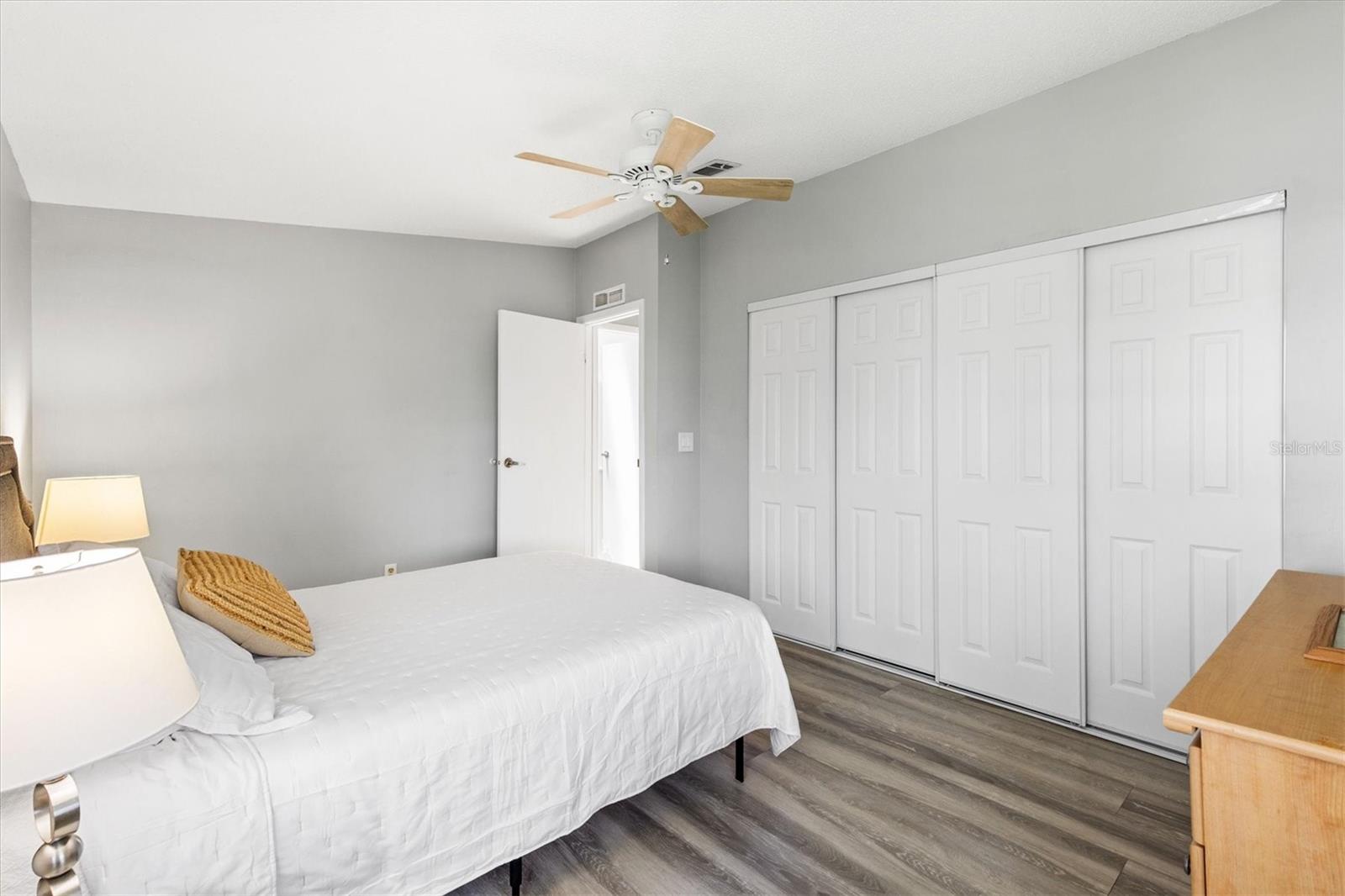 LADY LAKE ORANGE BLOSSOM GARDENS UNIT 10 - Residential