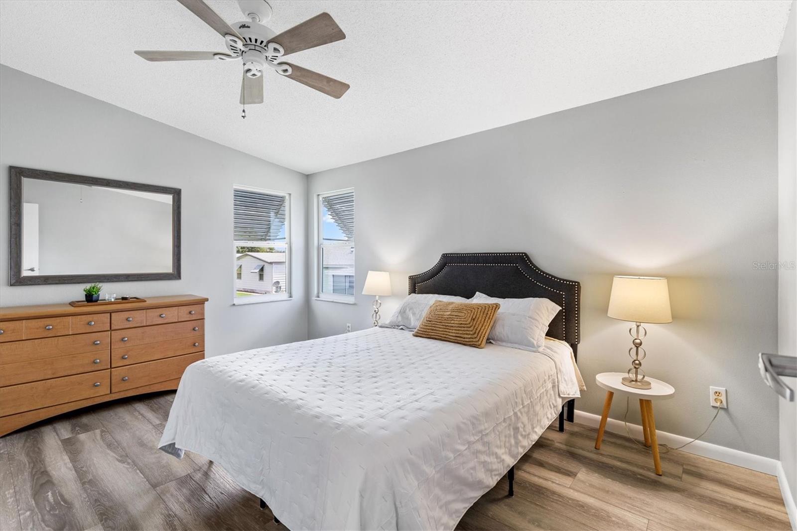 LADY LAKE ORANGE BLOSSOM GARDENS UNIT 10 - Residential