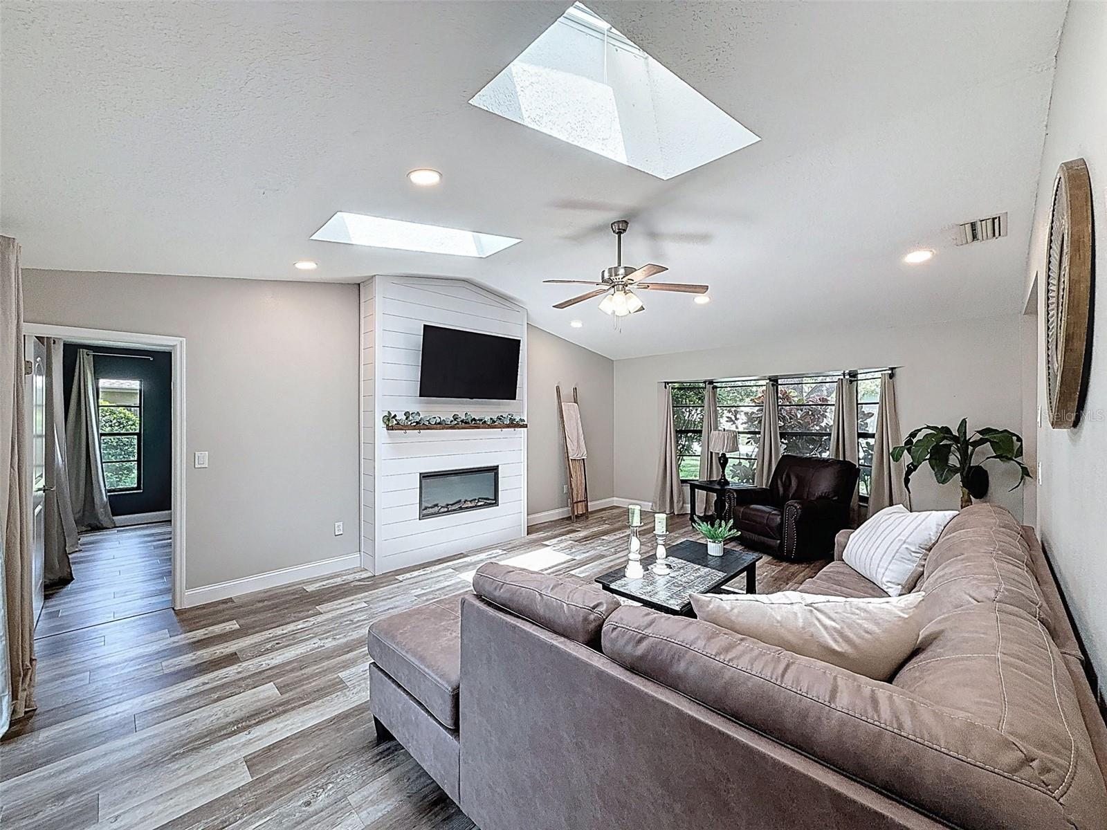 GREENBROOK ESTATES - Residential