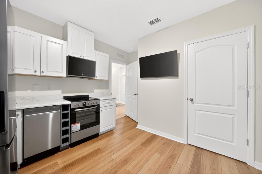 SORRENTO PINES PH 1A - Residential Lease