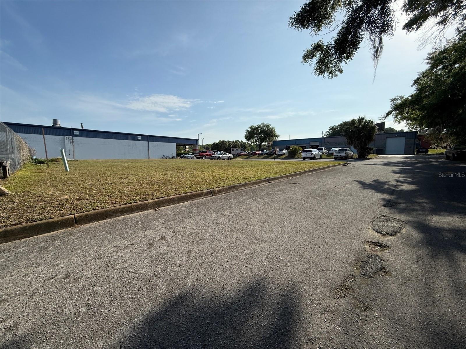 PINE AVE CAR CARE CTR CONDO - Land