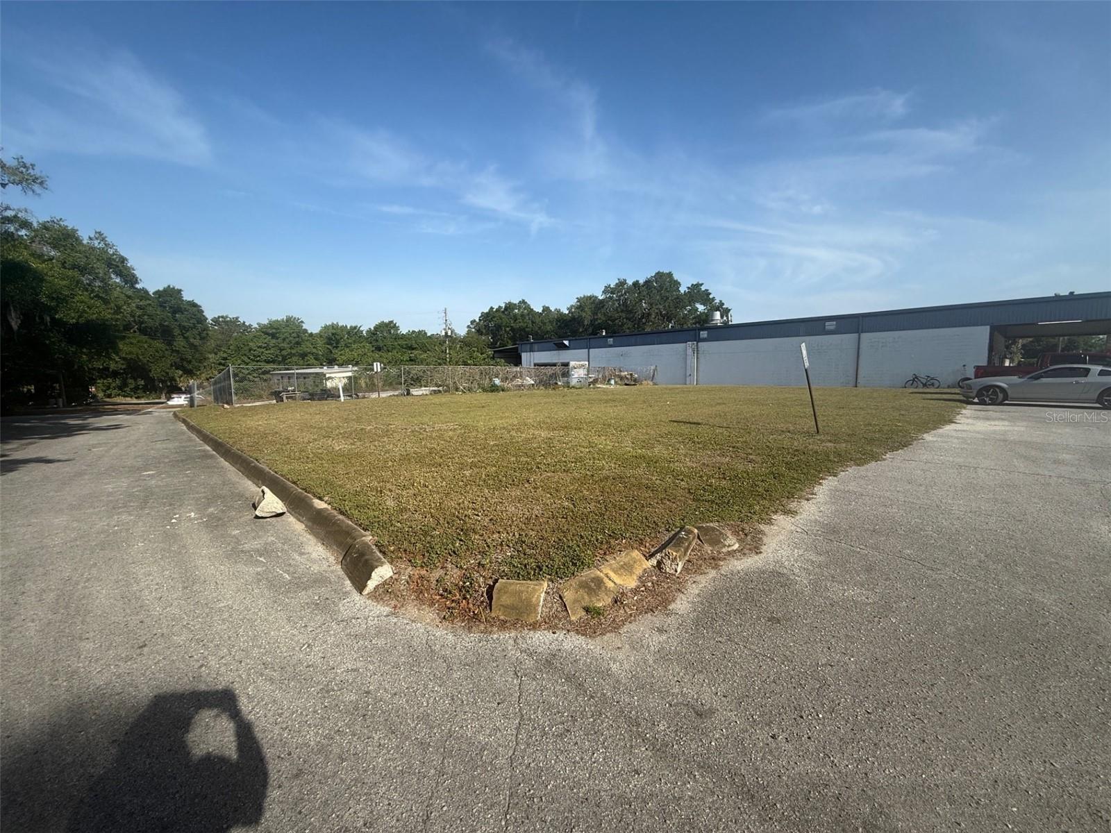 PINE AVE CAR CARE CTR CONDO - Land