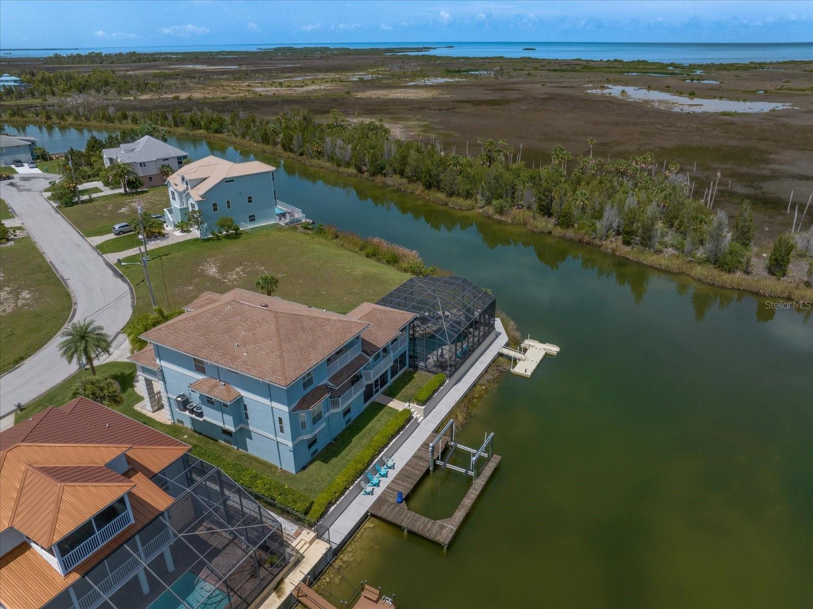 HERNANDO BEACH - Residential