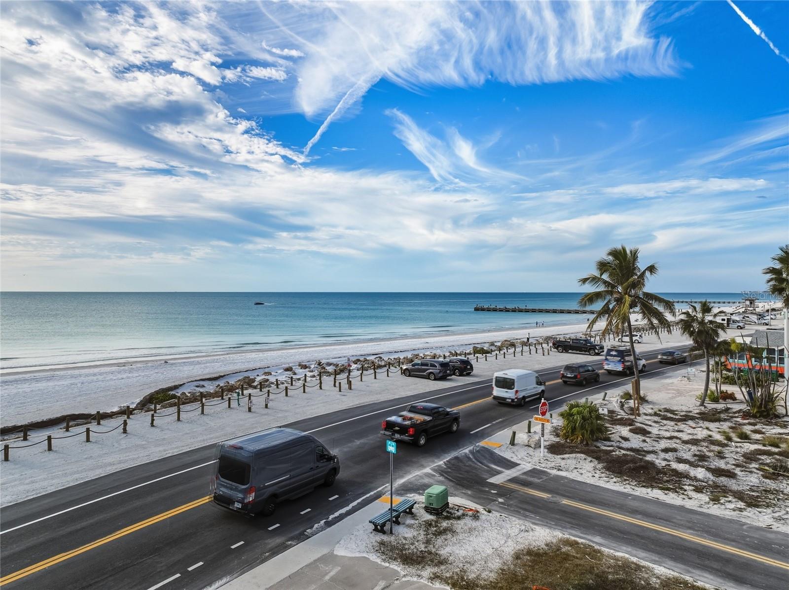 GULF REACH - Land