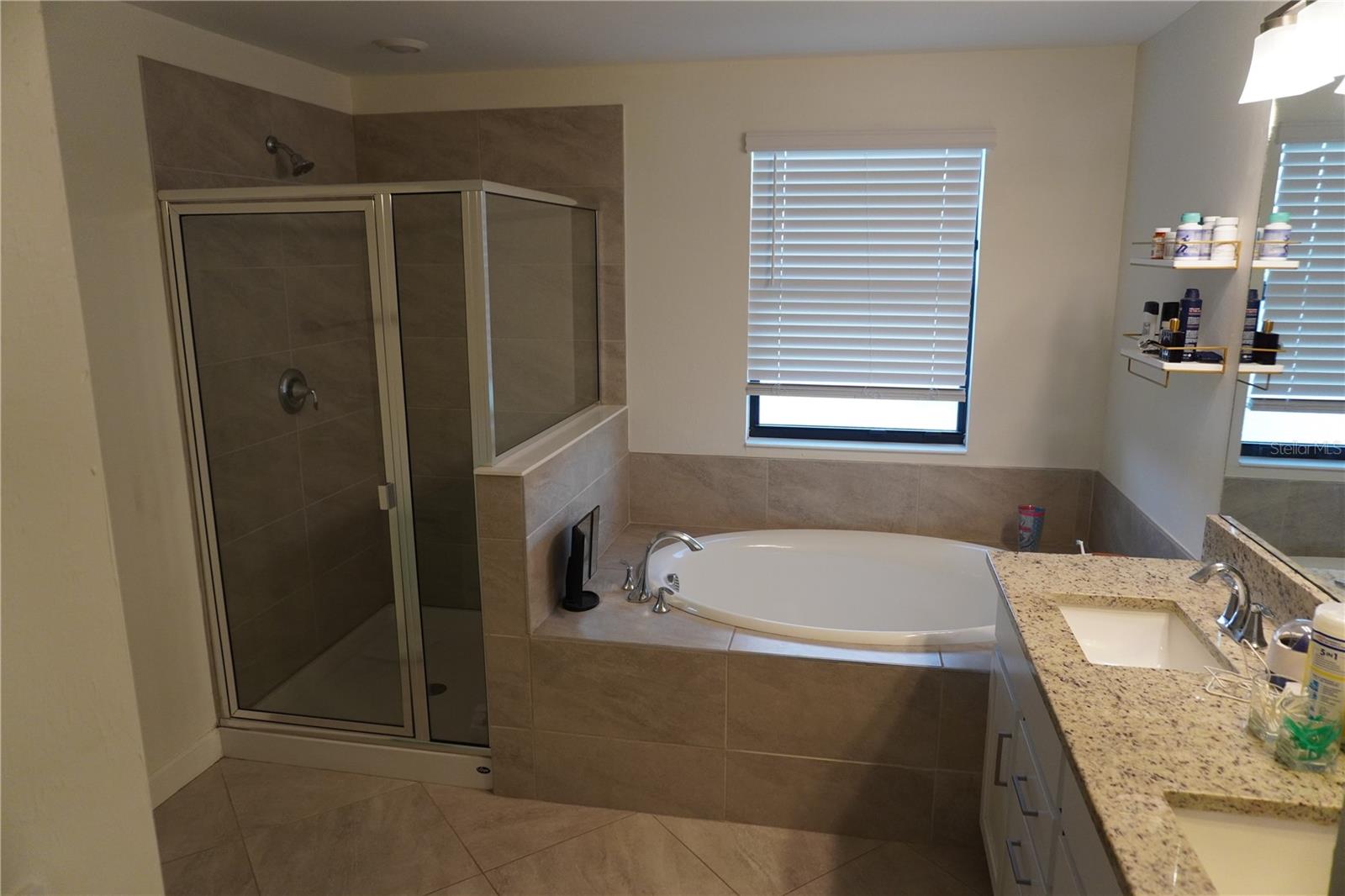 LORRAINE LAKES PH I - Residential Lease