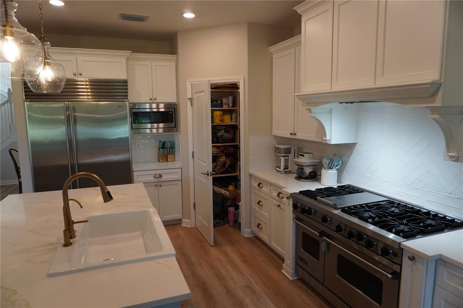 LORRAINE LAKES PH I - Residential Lease
