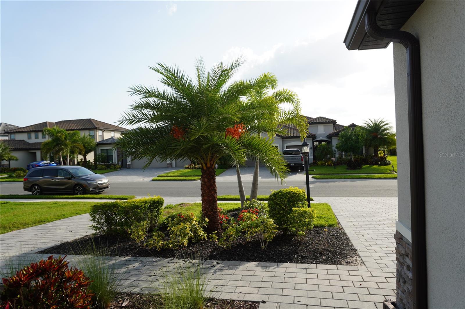 LORRAINE LAKES PH I - Residential Lease