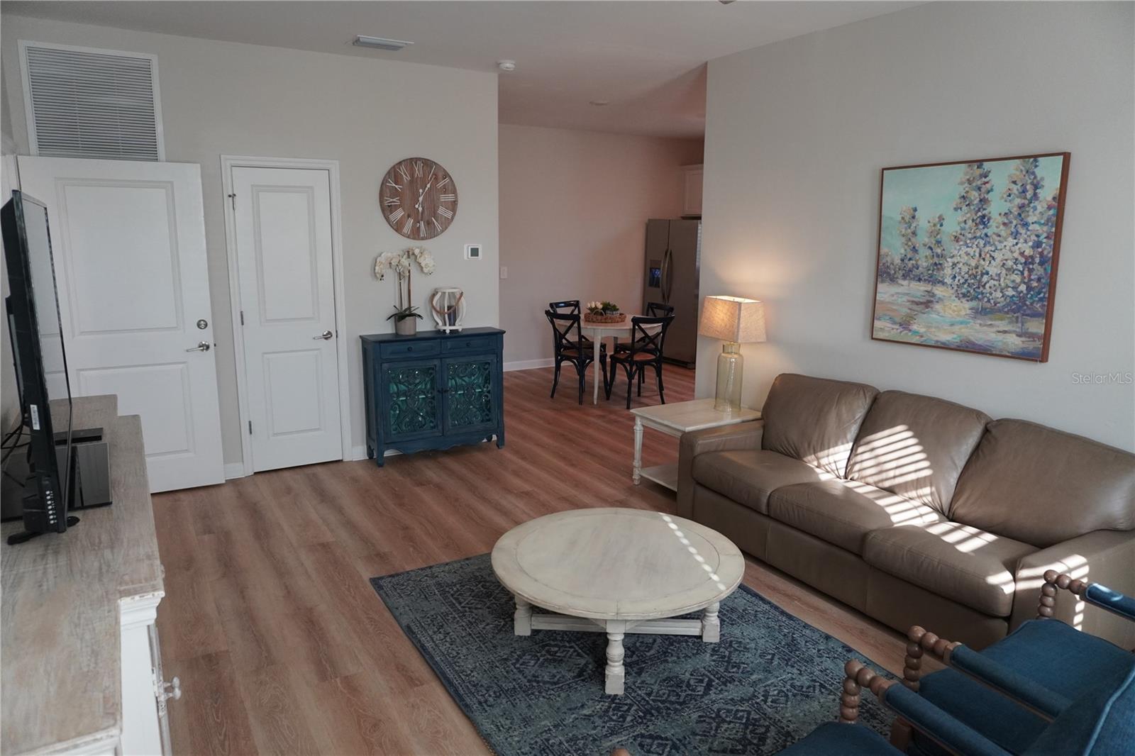 LORRAINE LAKES PH I - Residential Lease