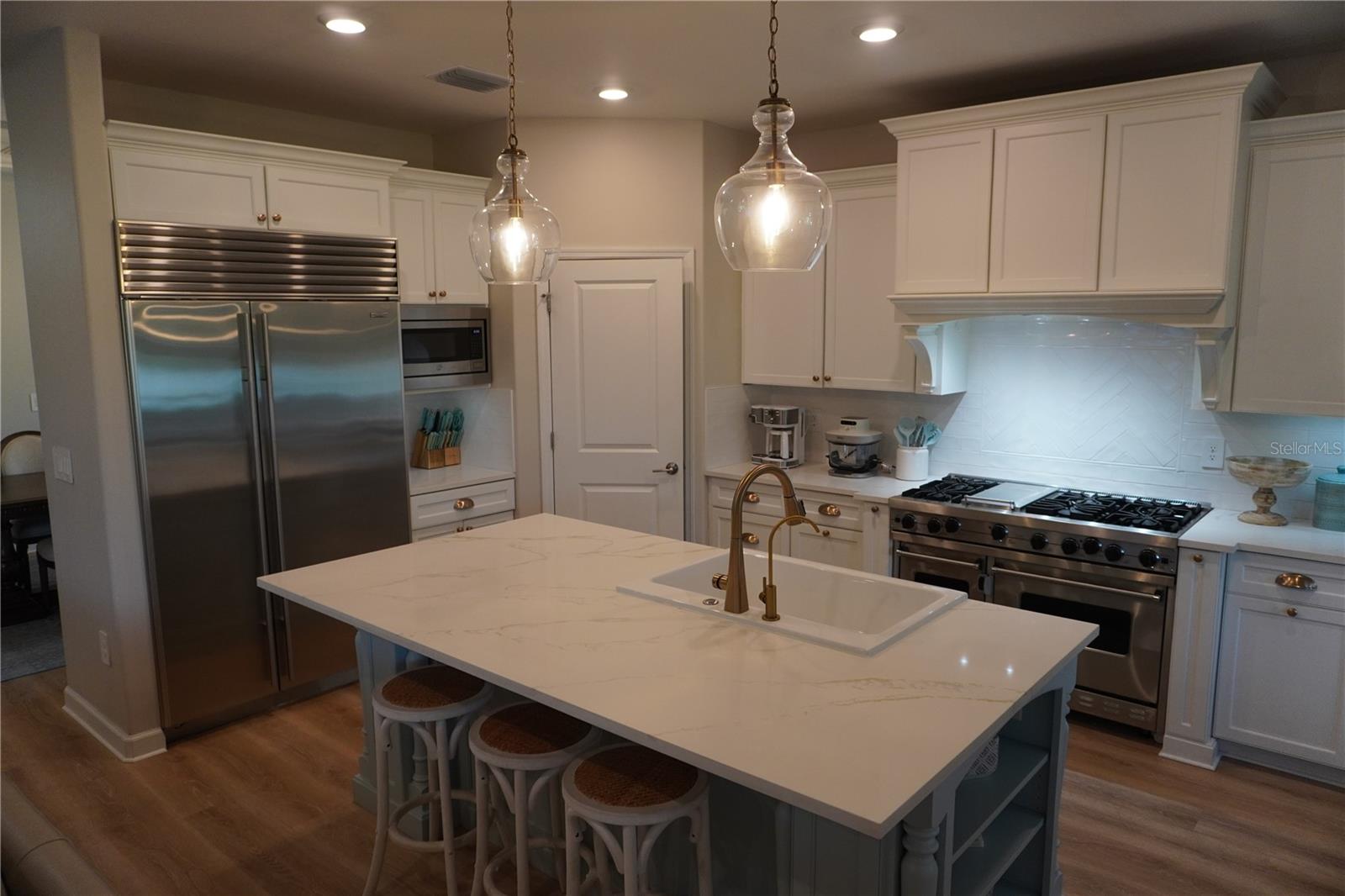 LORRAINE LAKES PH I - Residential Lease
