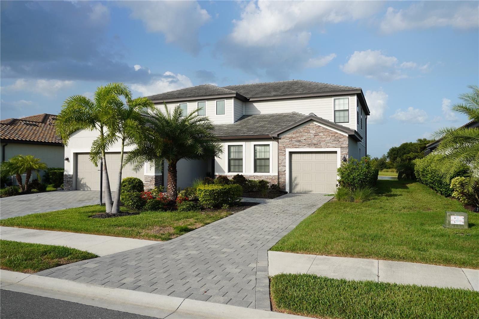 LORRAINE LAKES PH I - Residential Lease