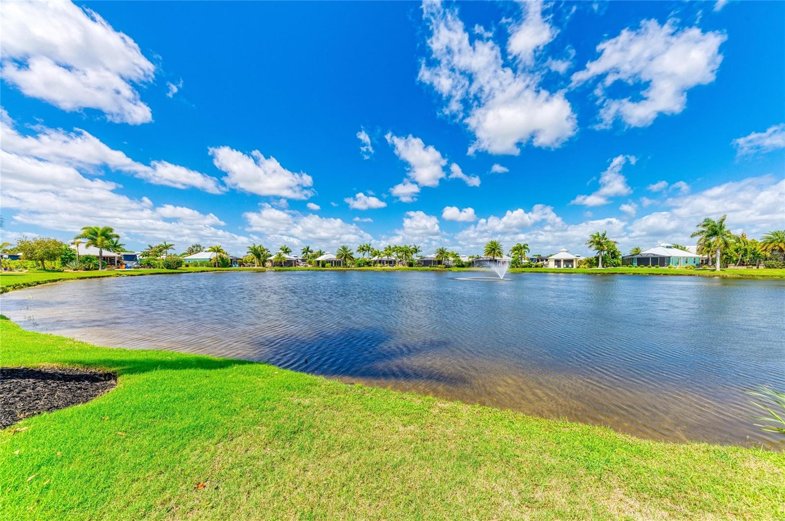 THORNTON CRK MOTORCOACH RESIDENCE - Residential