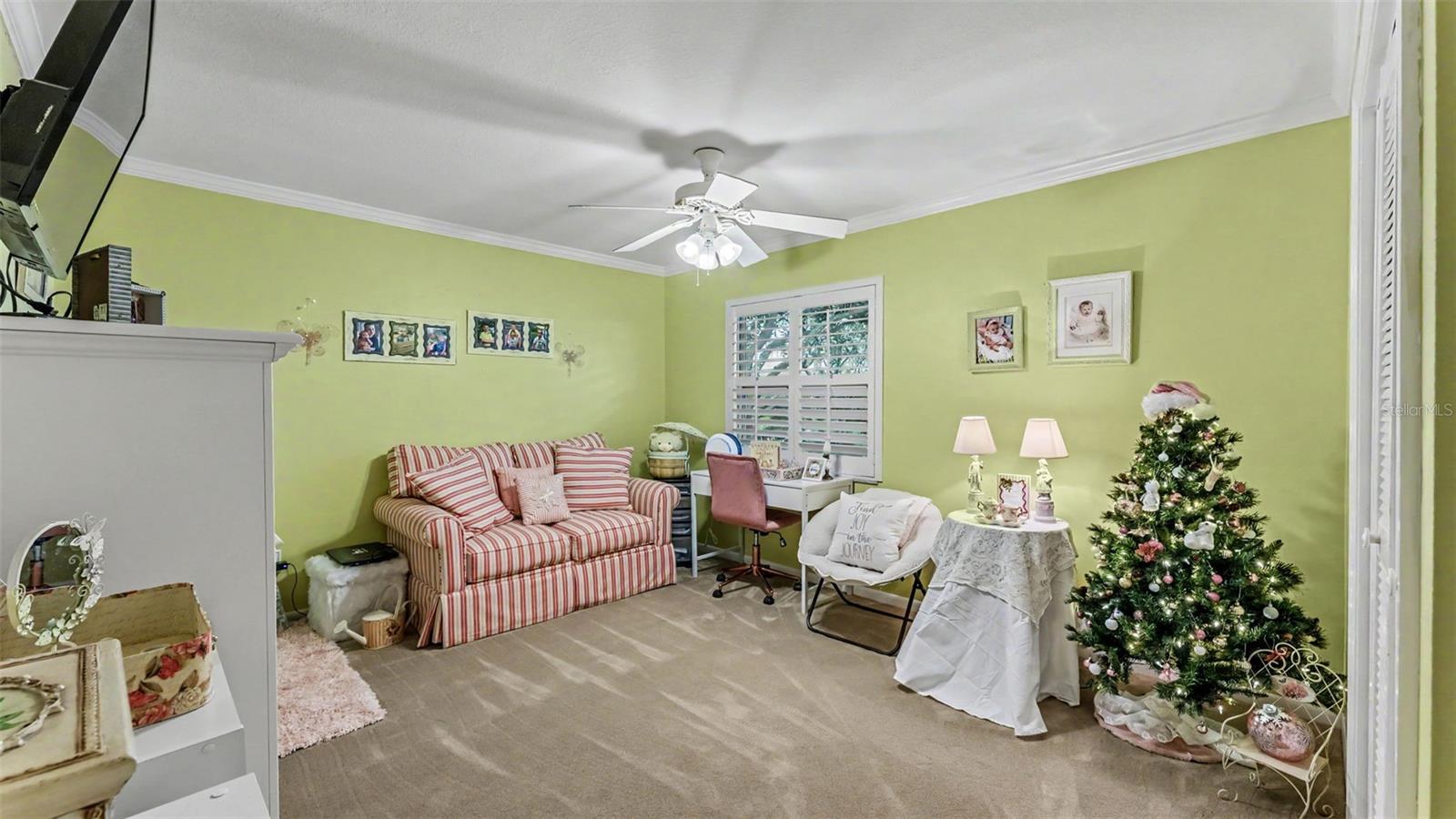 CHRISTINA WOODS PH 05 - Residential