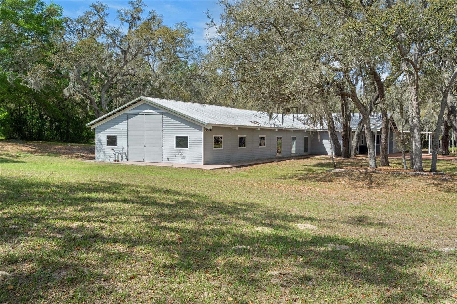 UNREC TRACTS IN 18-20S-19E - Residential
