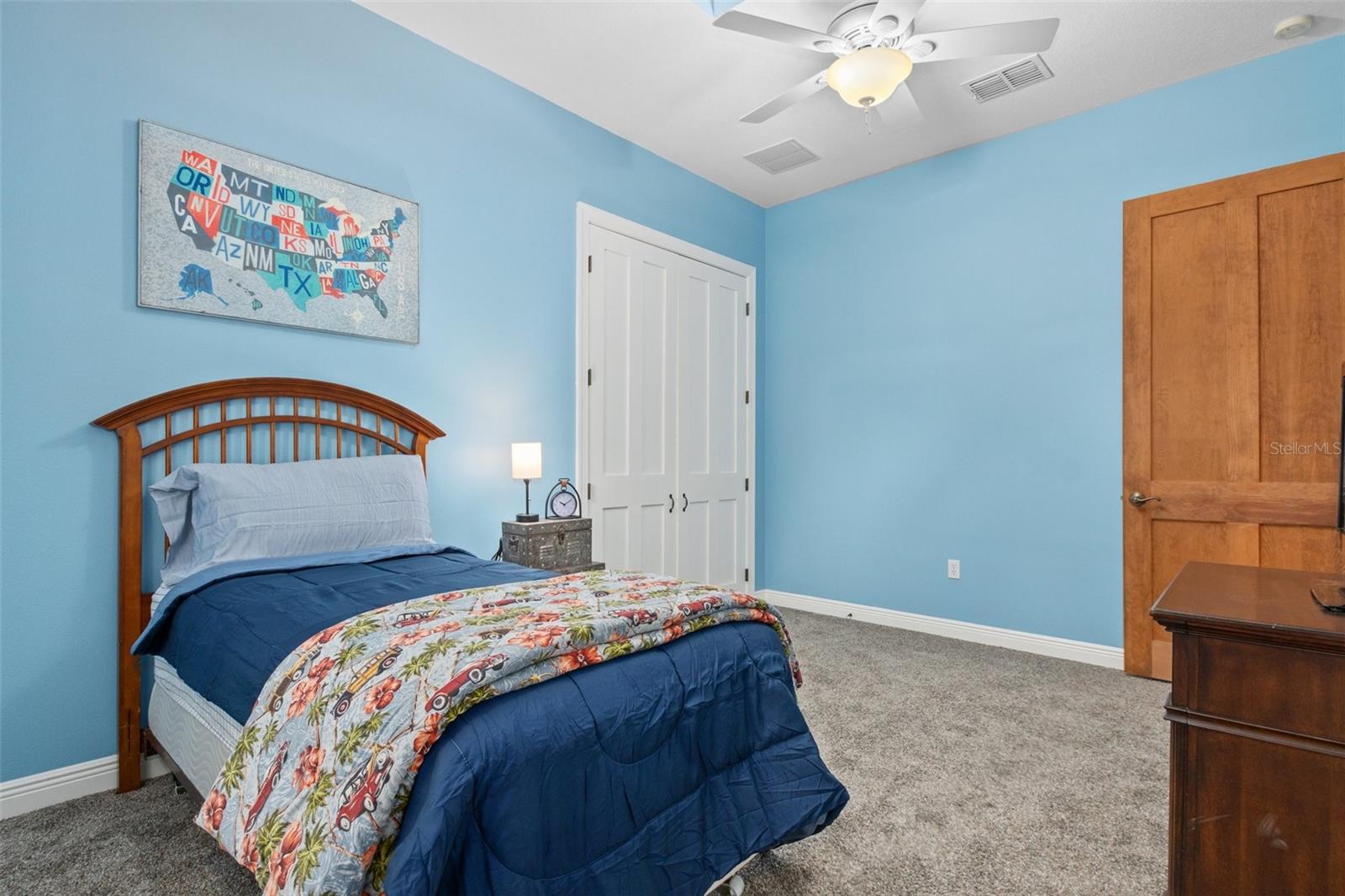 UNREC TRACTS IN 18-20S-19E - Residential