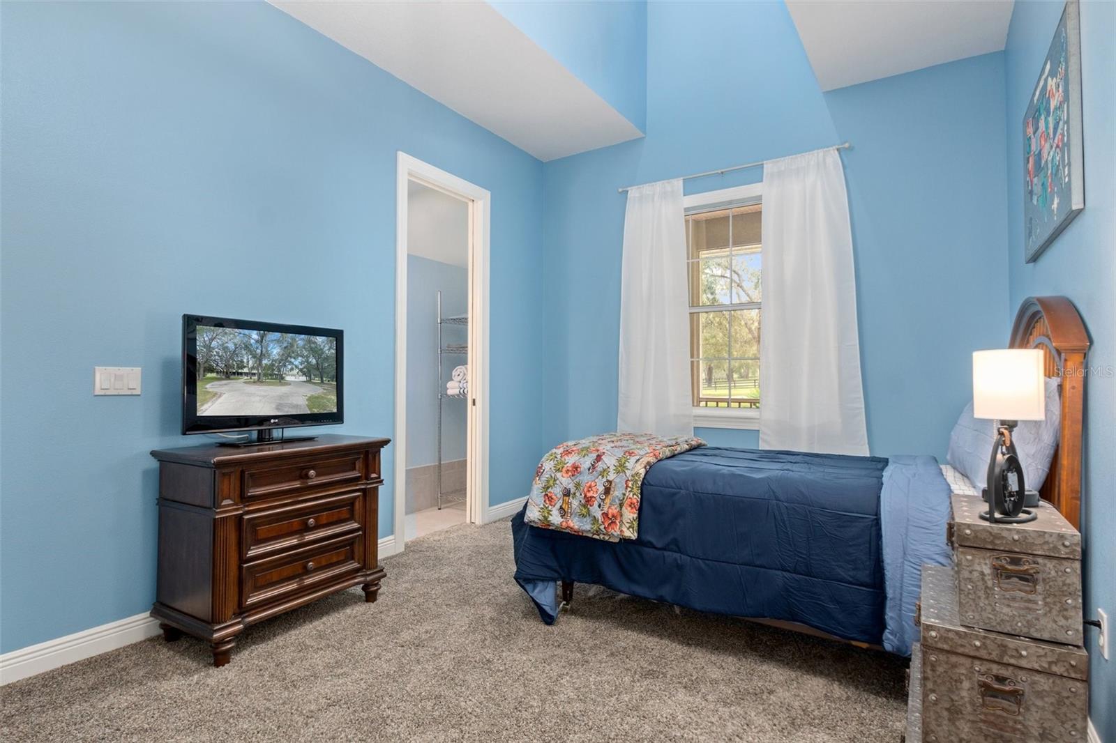 UNREC TRACTS IN 18-20S-19E - Residential