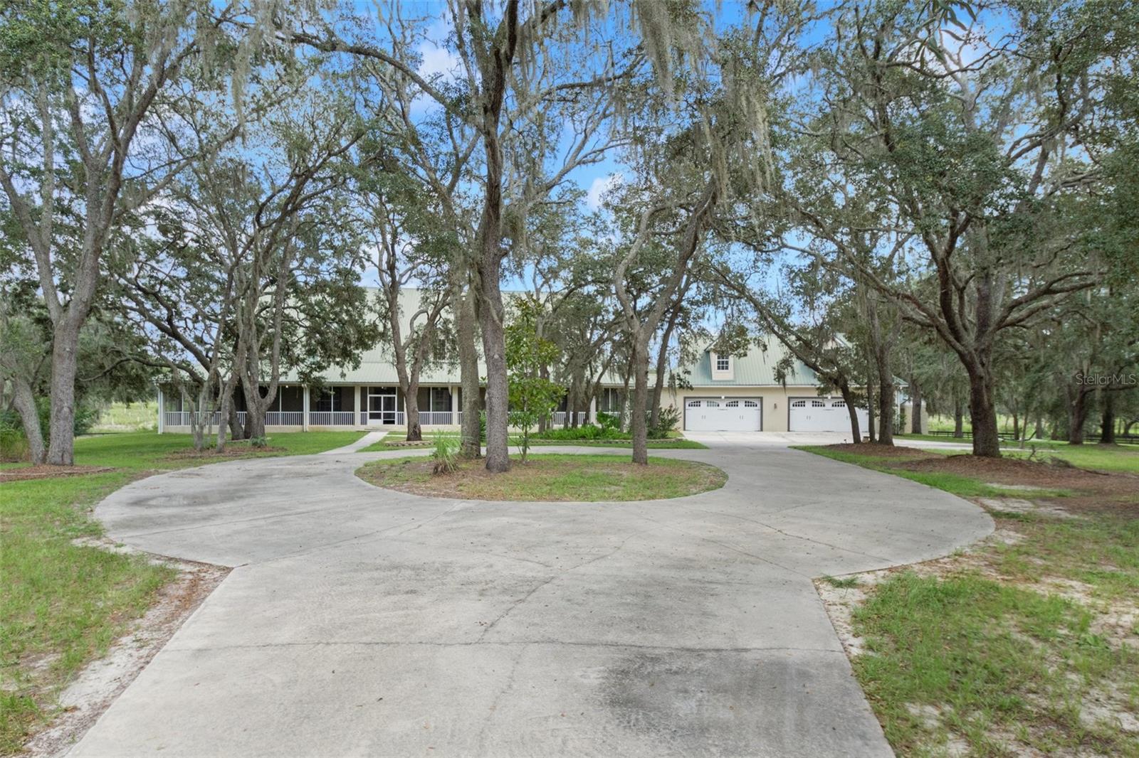 UNREC TRACTS IN 18-20S-19E - Residential