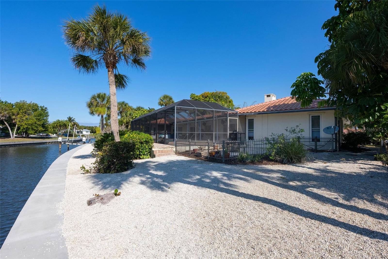 SIESTA ISLES - Residential Lease