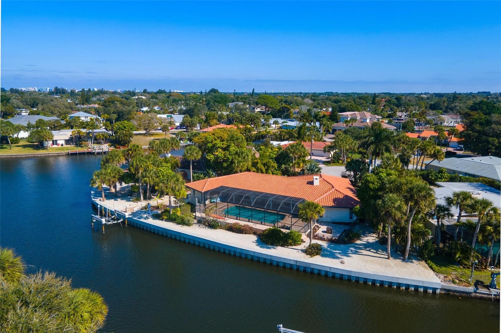SIESTA ISLES - Residential Lease