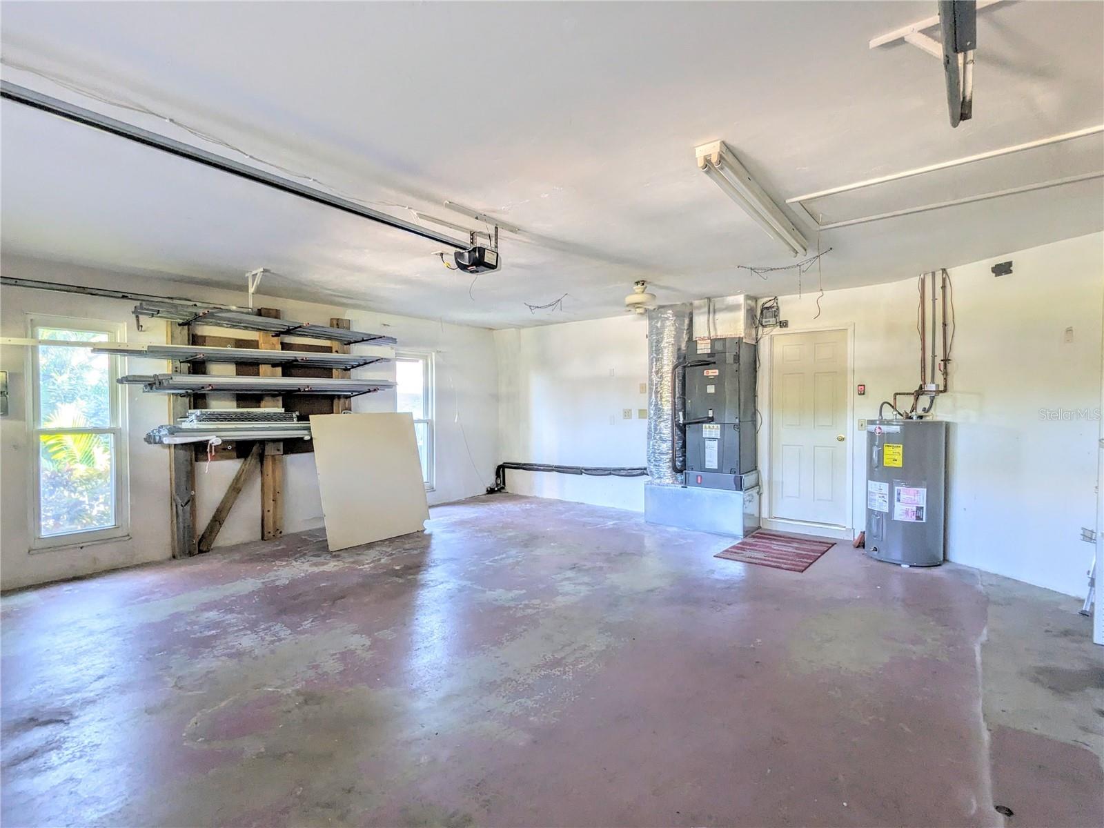 SIESTA ISLES - Residential Lease