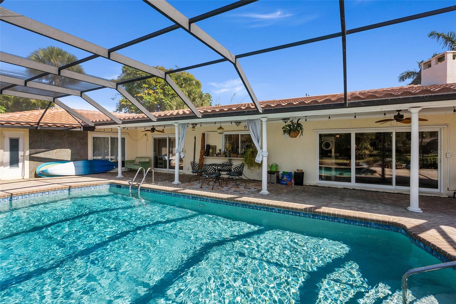SIESTA ISLES - Residential Lease