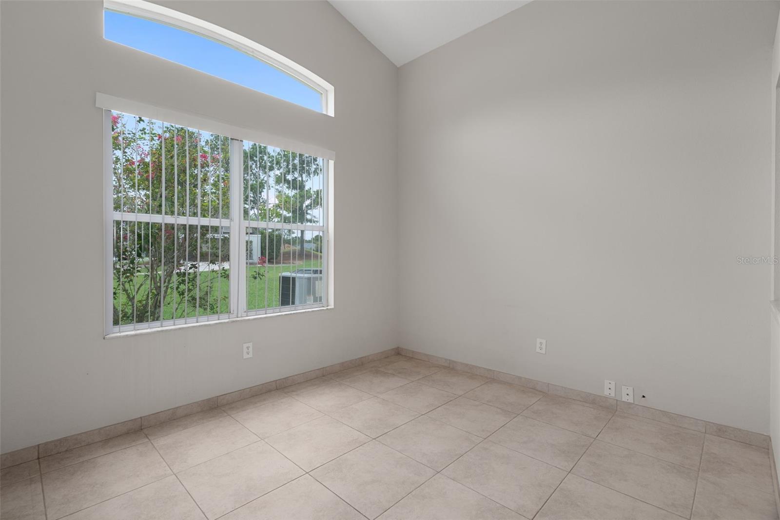 PLANTATION PALMS PH 06 - Residential