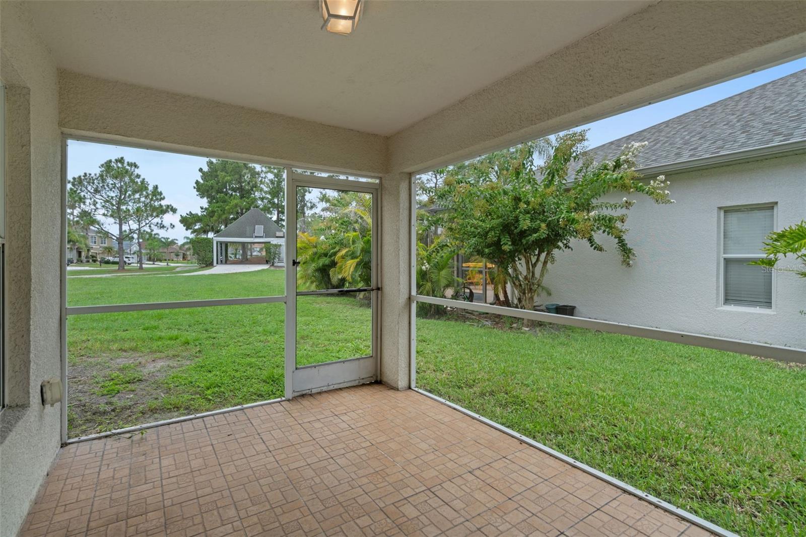 PLANTATION PALMS PH 06 - Residential