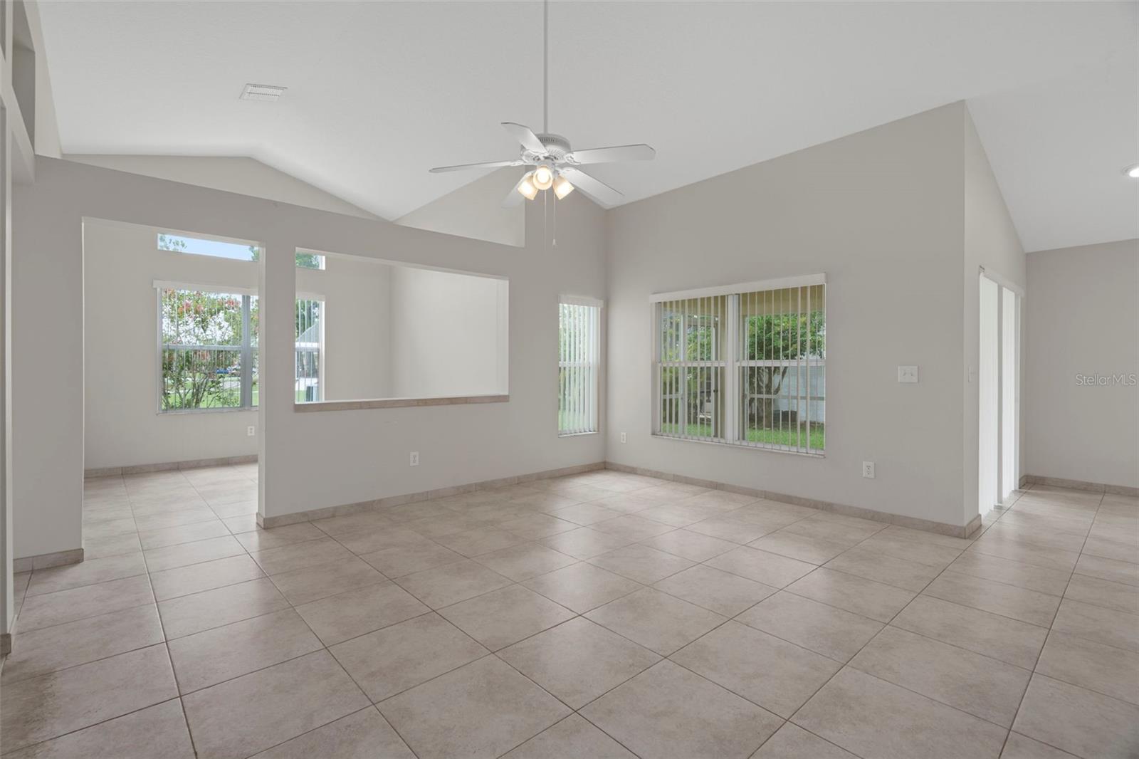PLANTATION PALMS PH 06 - Residential