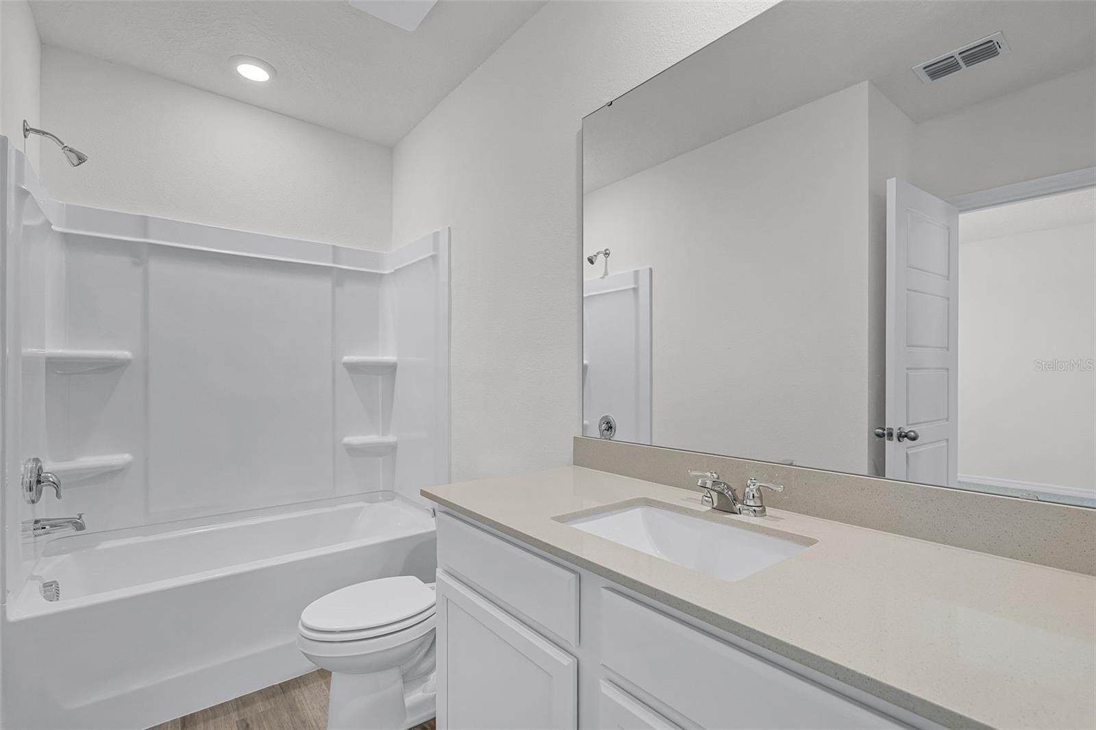 HARMONY ON LAKE ELOISE - Residential