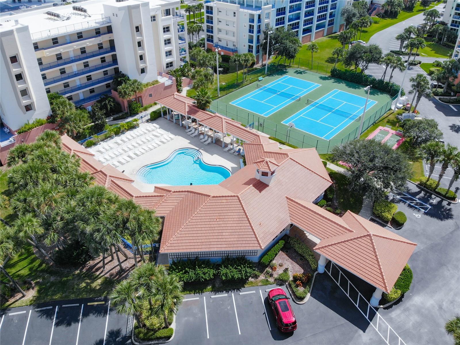 OCEAN WALK/NEW SMYRNA BCH BLDG - Residential