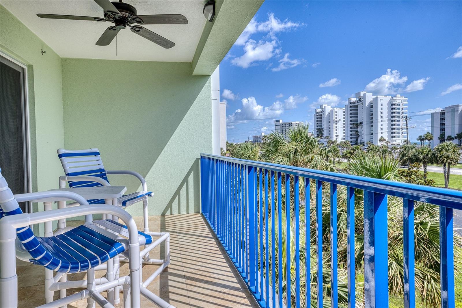 OCEAN WALK/NEW SMYRNA BCH BLDG - Residential