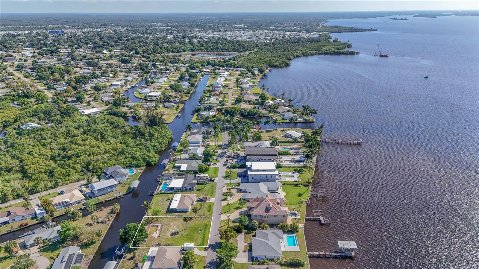 HARBOR ESTATES FIRST ADD - Land