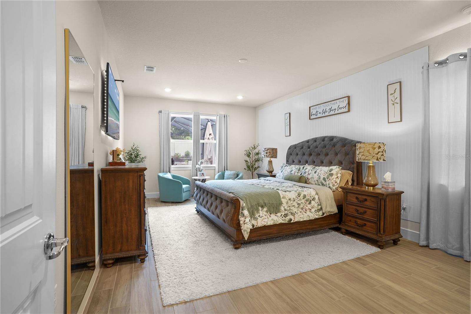 WINDING MDWS - Residential