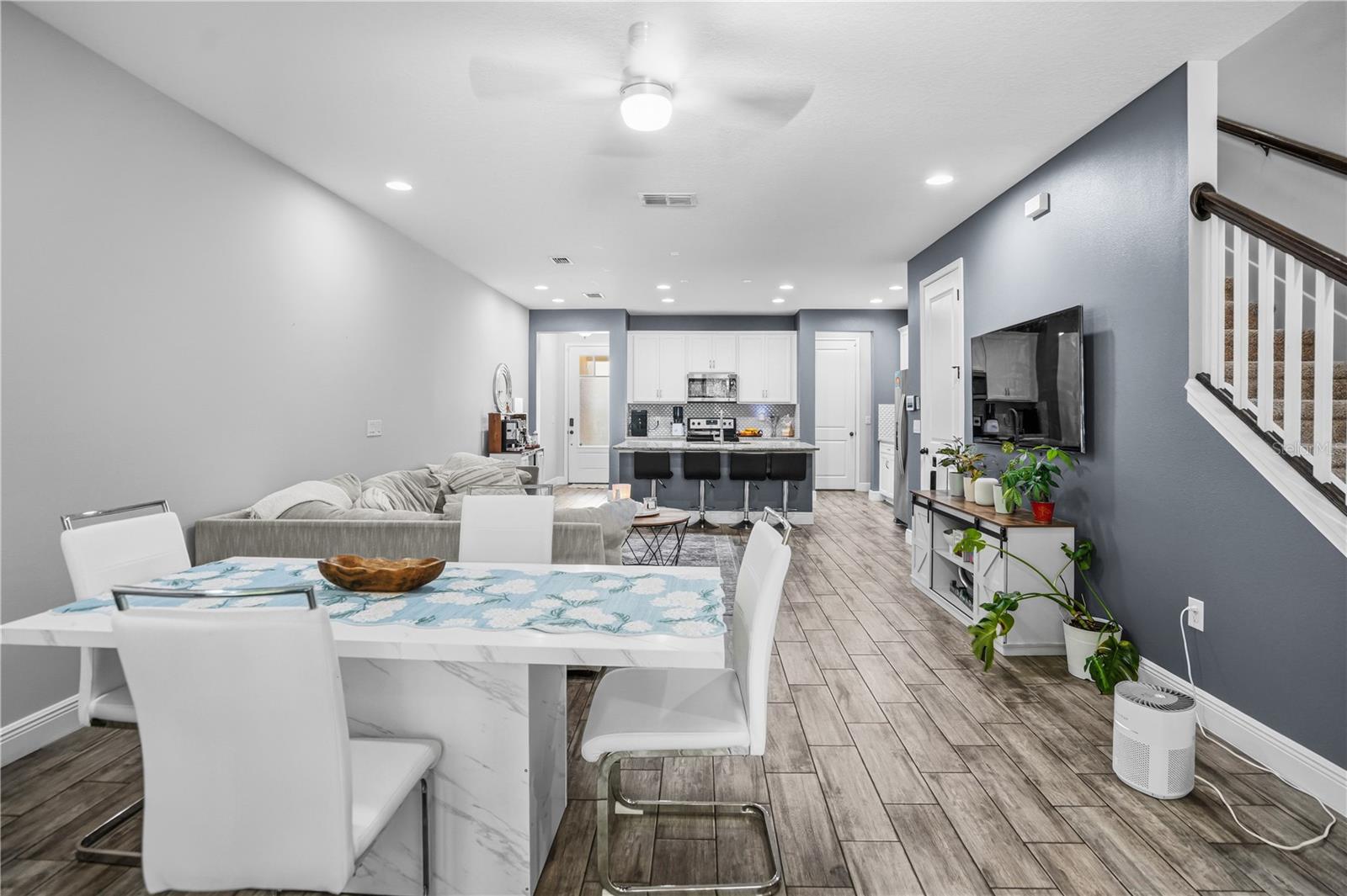 BAYSIDE TERRACE - Residential