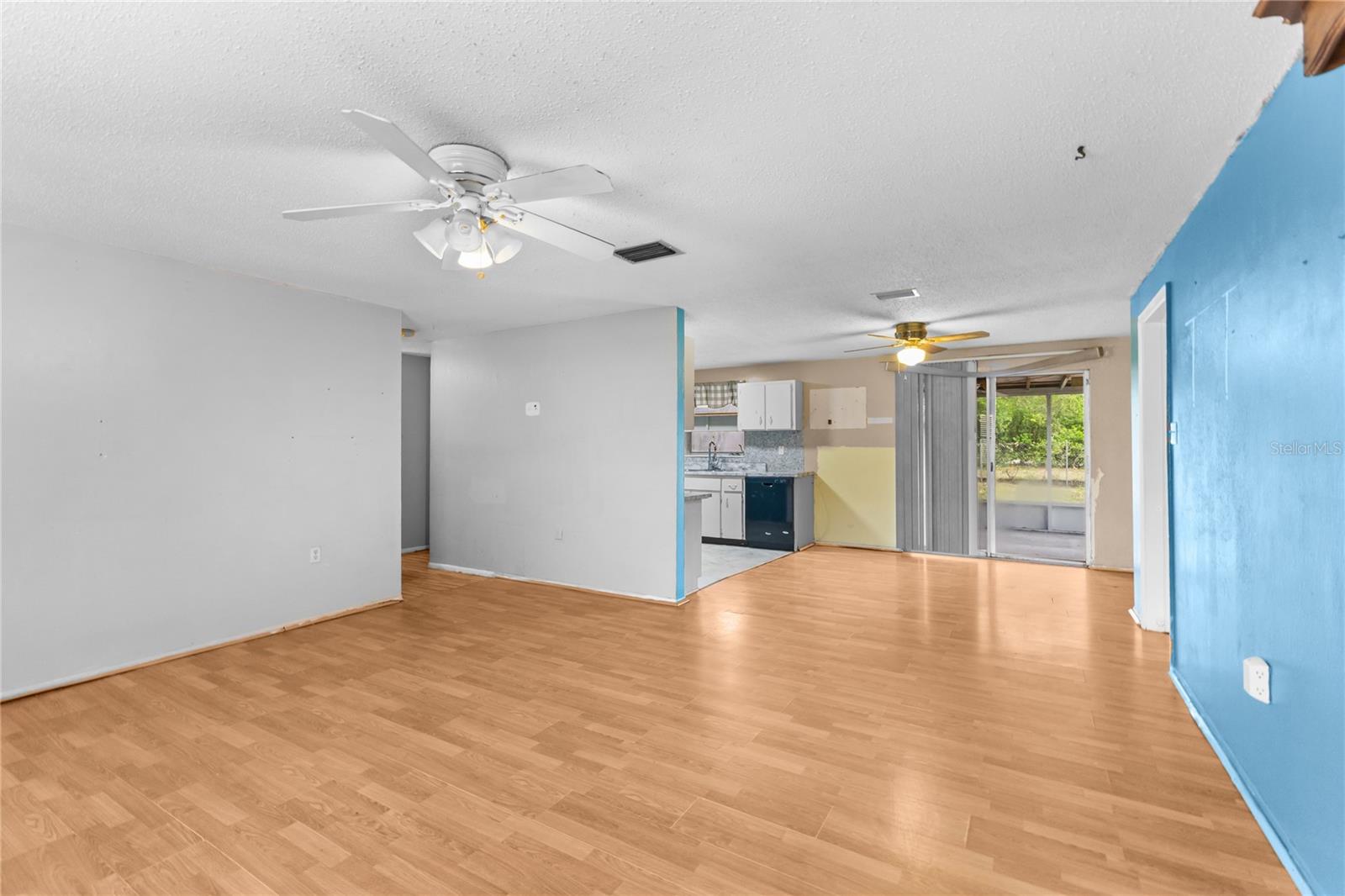DUROLIFE HOMES - Residential