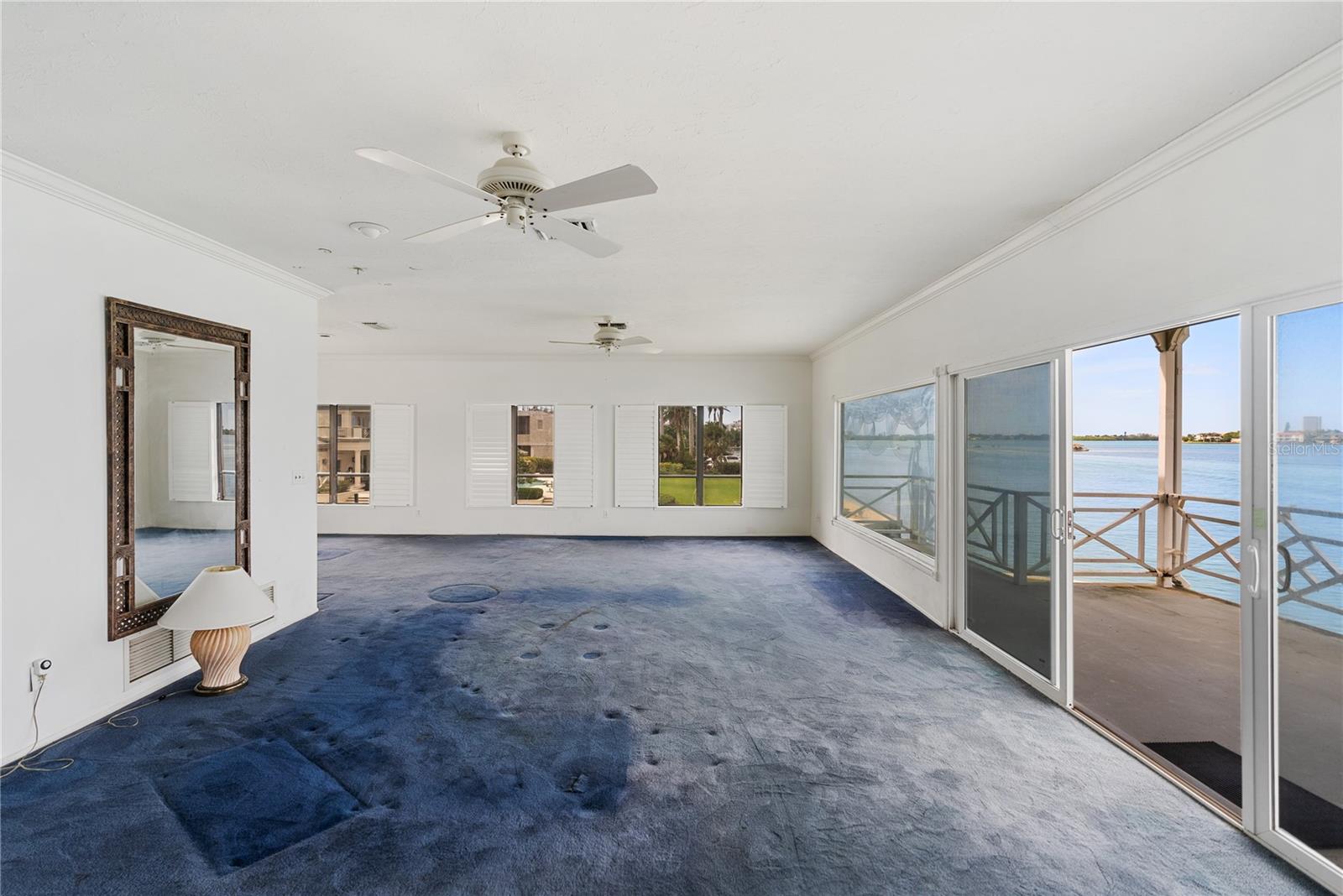 BAY ISLAND - Residential