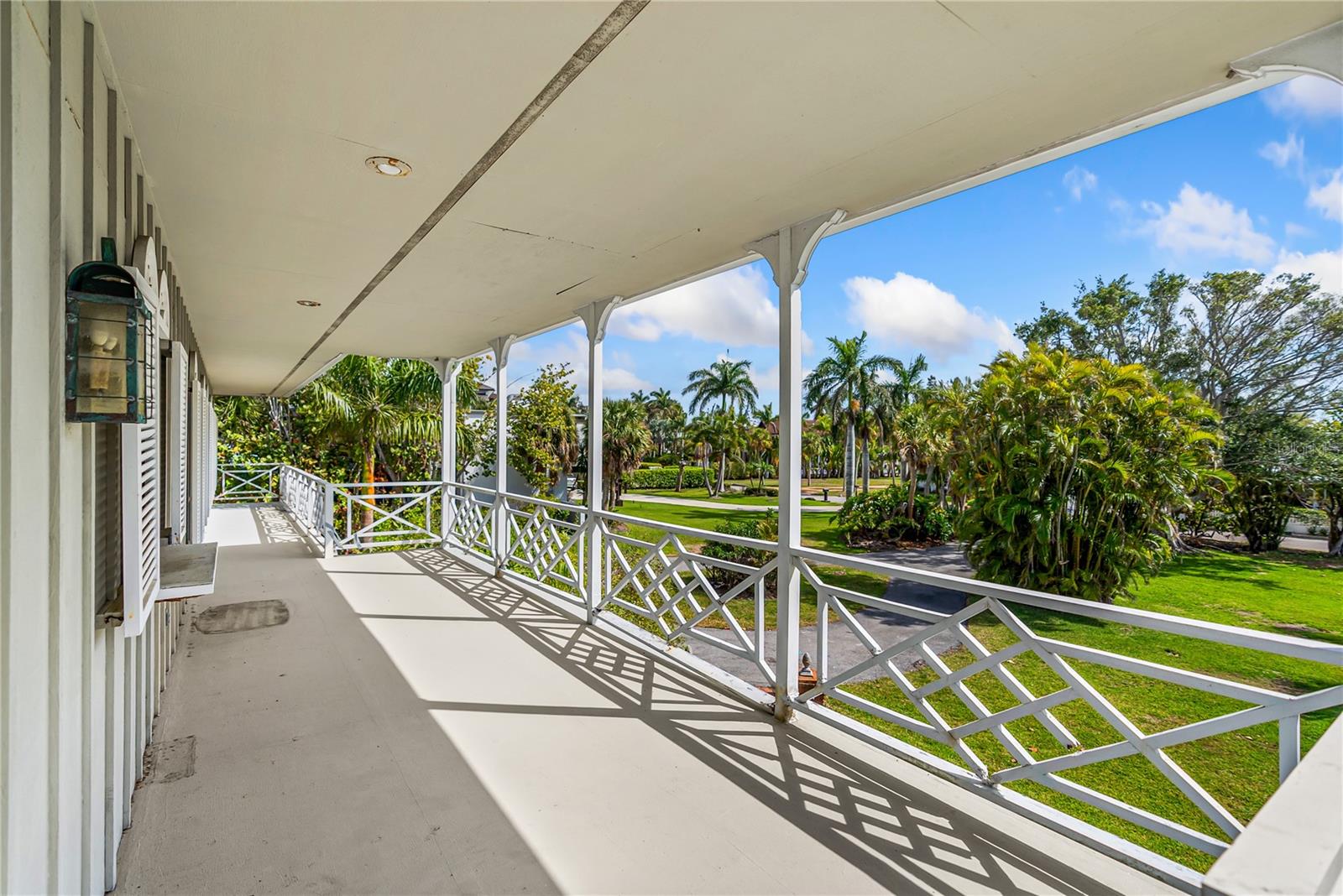 BAY ISLAND - Residential