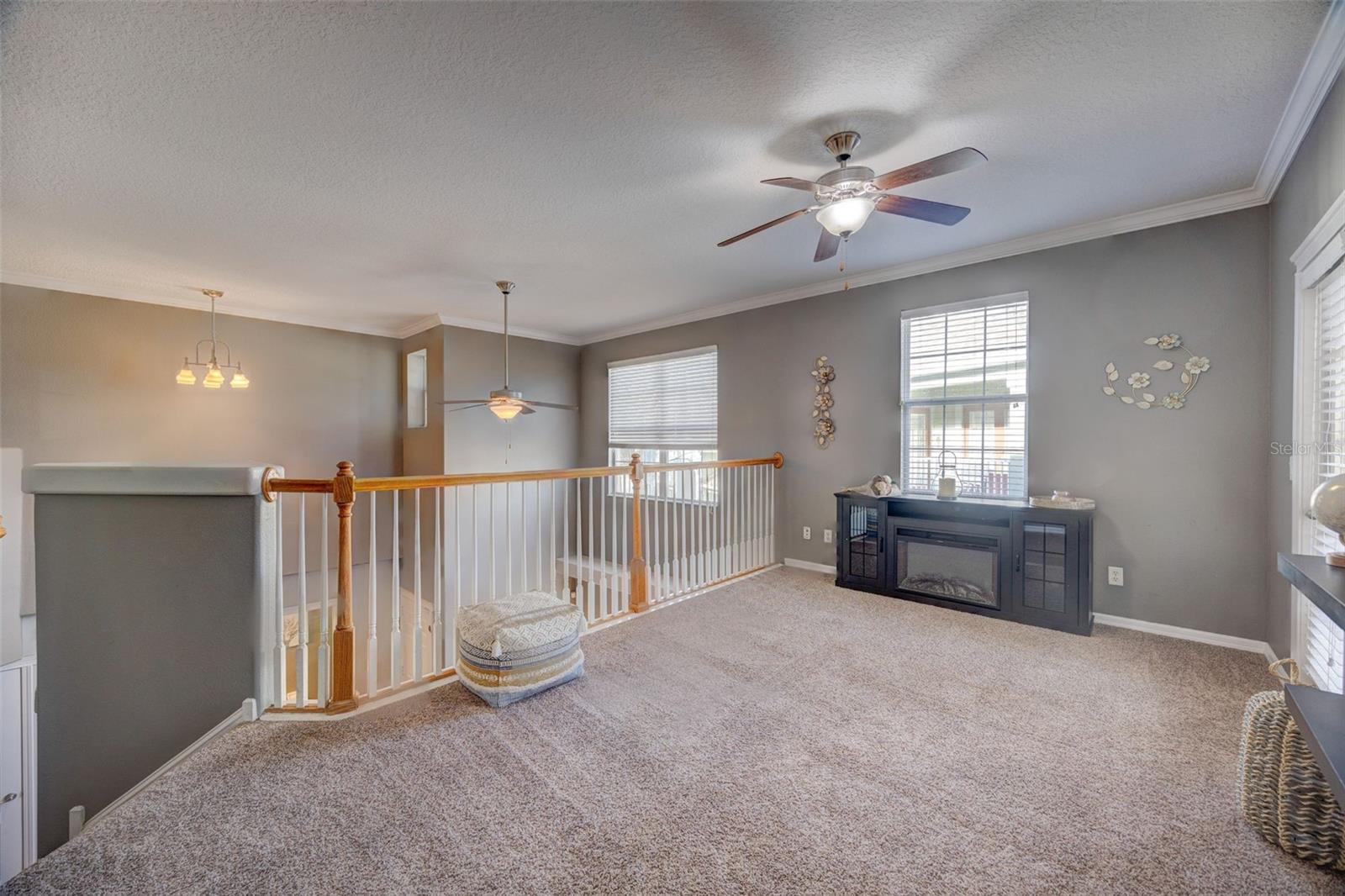 LUXURY CONDO AT FISHHAW - Residential