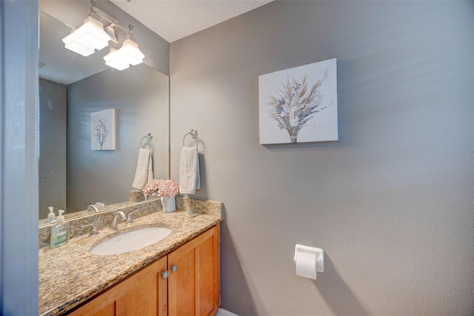 LUXURY CONDO AT FISHHAW - Residential