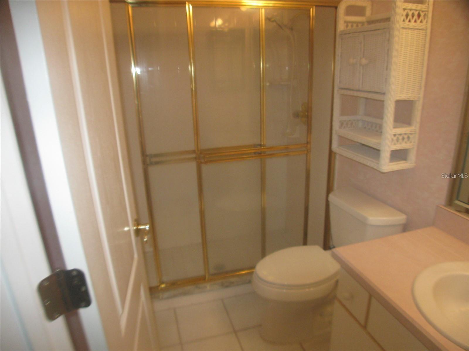 SUMMER TREES UNIT 03D REP - Residential Lease