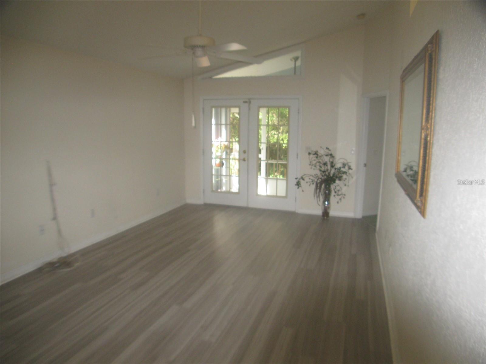 SUMMER TREES UNIT 03D REP - Residential Lease