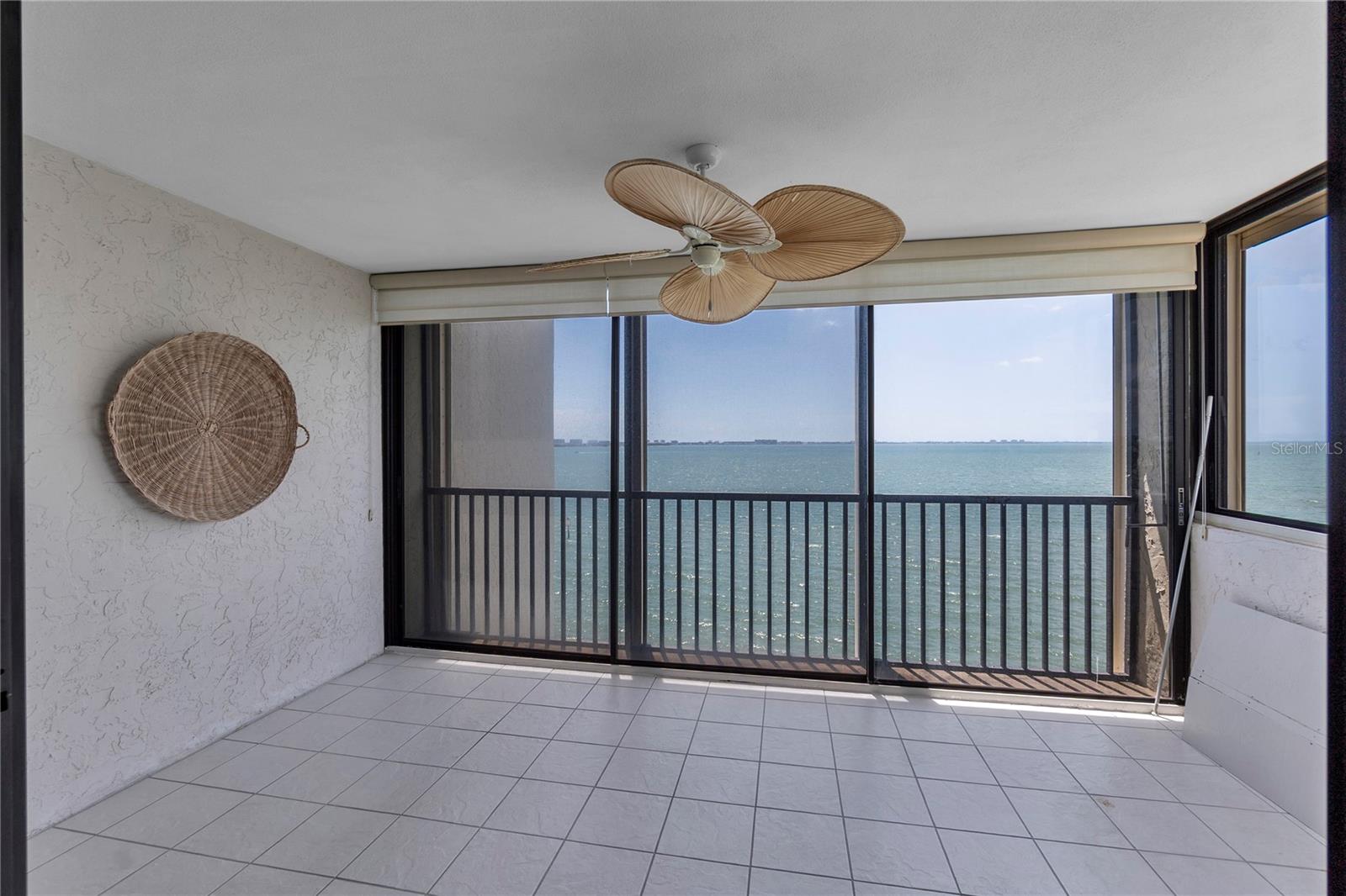 LAWRENCE POINTE I - Residential