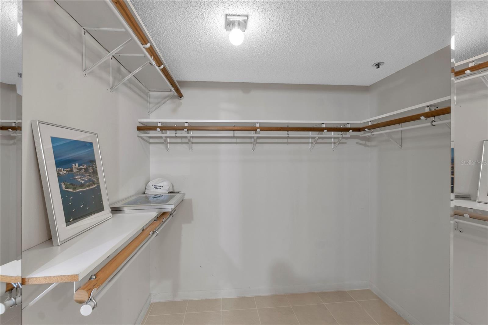 LAWRENCE POINTE I - Residential