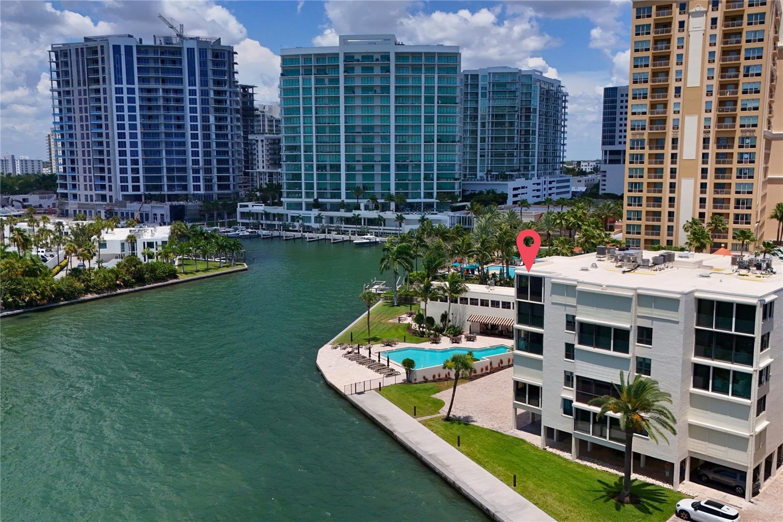 LAWRENCE POINTE I - Residential