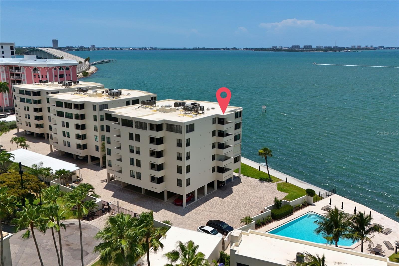 LAWRENCE POINTE I - Residential