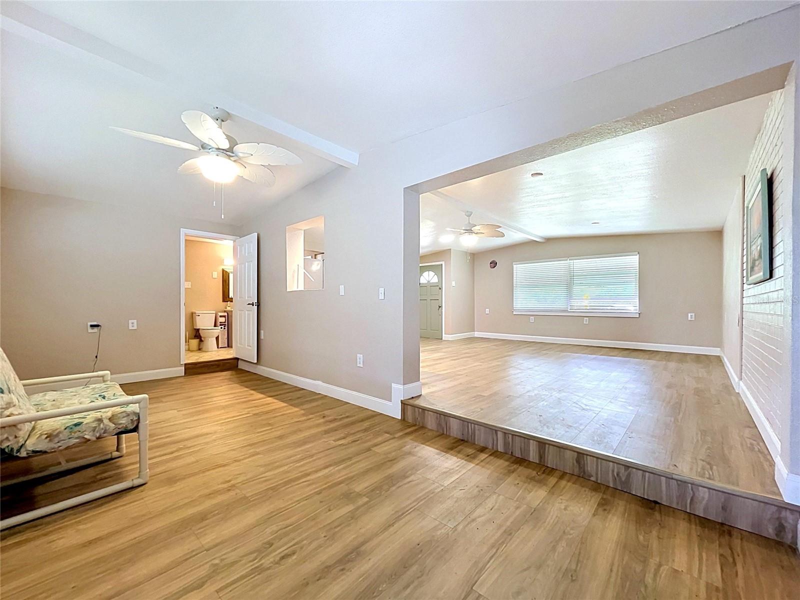 MAGNOLIA BEACH UNIT 1 - Residential